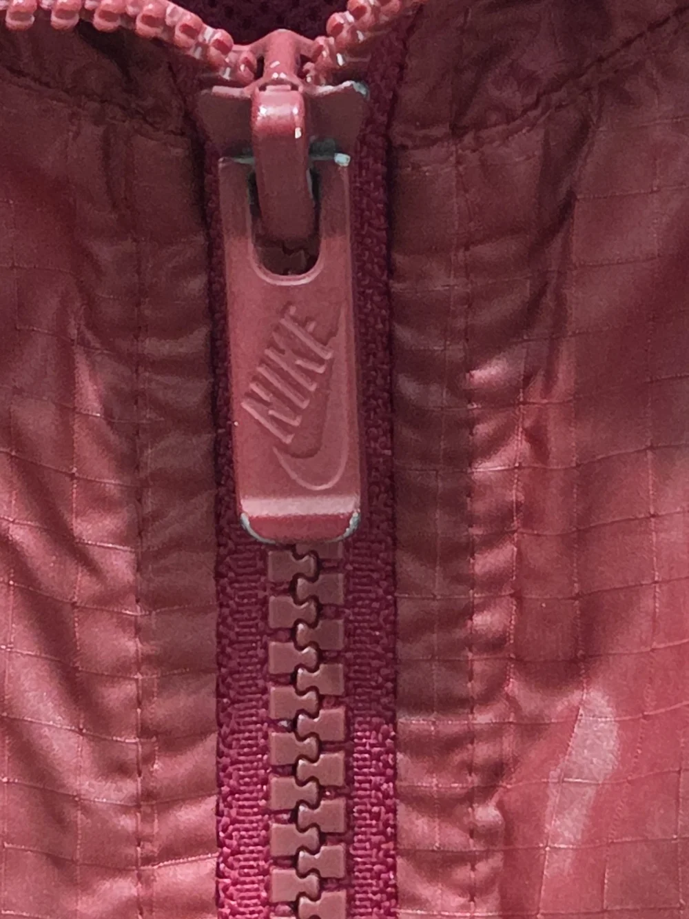 Nike women windrunner